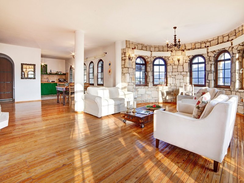 Vinifera Vineyards Hotel 29