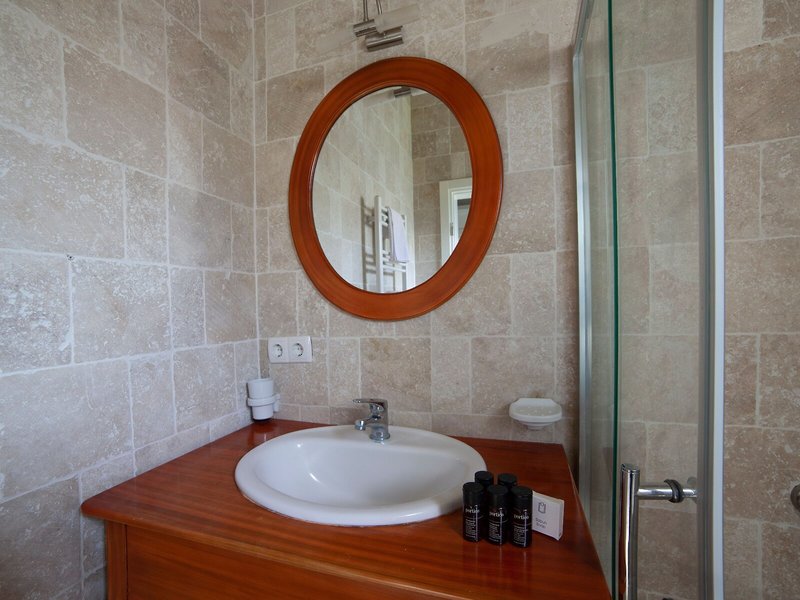 Vinifera Vineyards Hotel 42