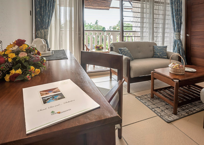 Travellers Beach Hotel 2