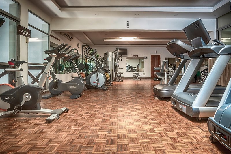 Travellers Beach Hotel 17