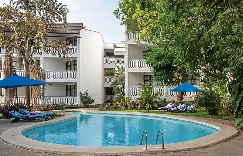 Travellers Beach Hotel 20