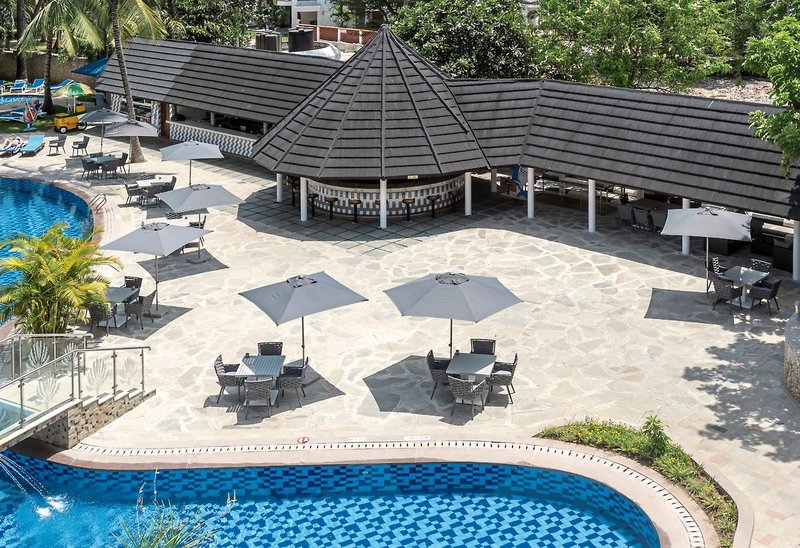 Travellers Beach Hotel 28