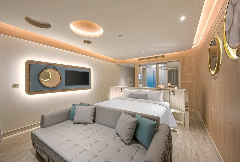 Andaman Embrace Patong 17