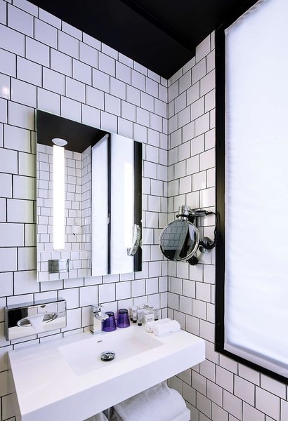 Best Western Premier Faubourg 88 6 - Bathroom Example