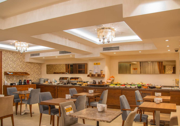Le Mirage Hotel 7