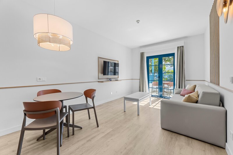 THB Tropical Island 58