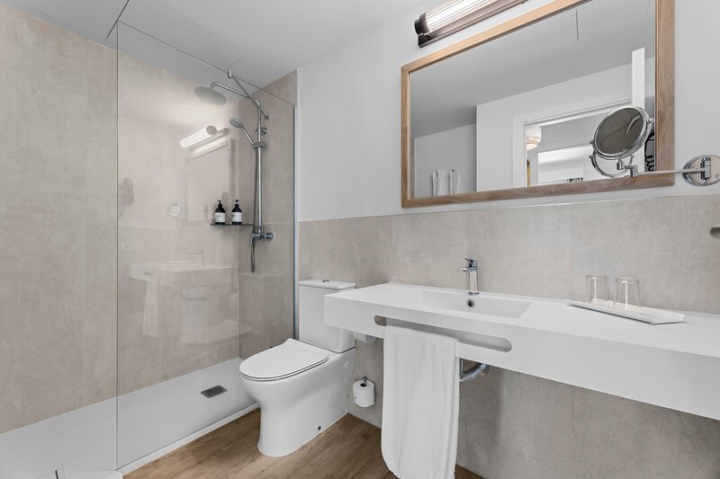 THB Tropical Island 62