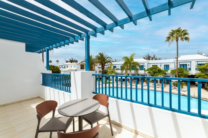 THB Tropical Island 70