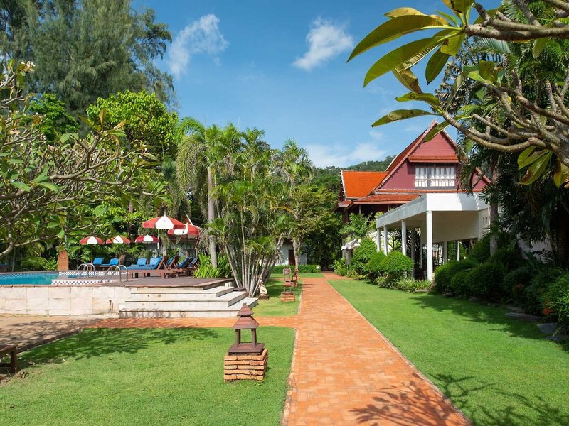 Royal Lanta Resort & Spa 4