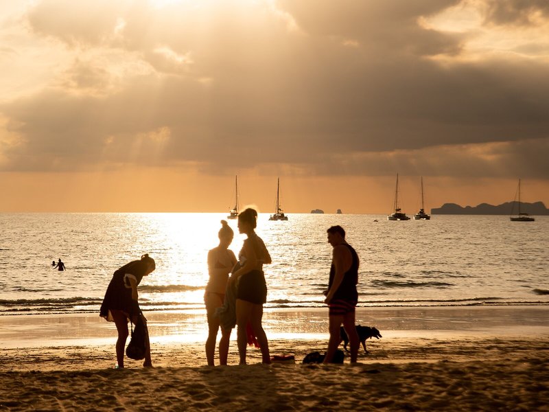 Royal Lanta Resort & Spa 9