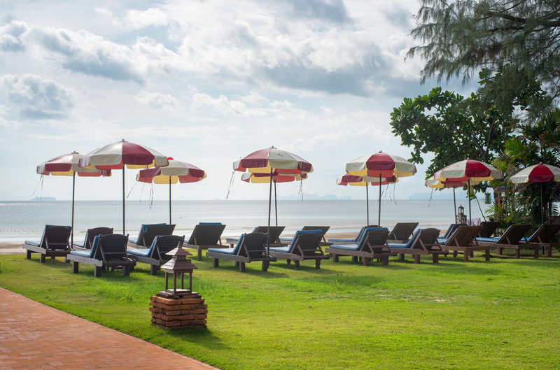 Royal Lanta Resort & Spa 9