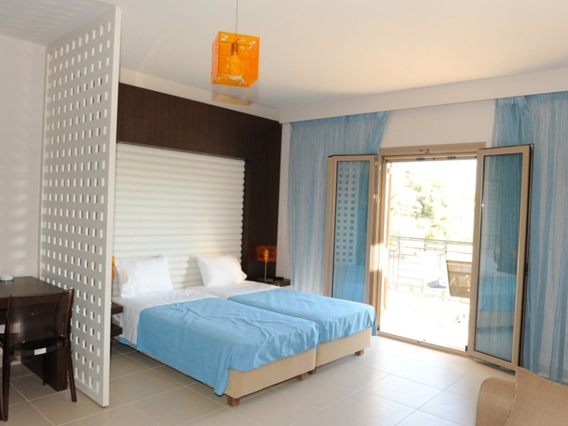 Tsokas 40 - Room Example