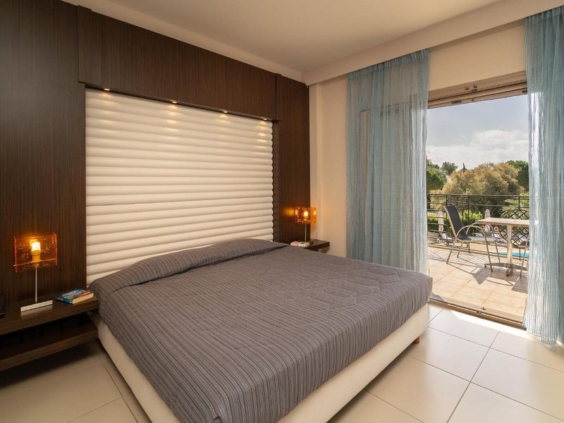 Tsokas 43 - Room Example