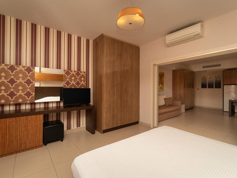 Tsokas 45 - Room Example