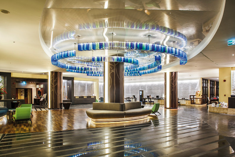 Holiday Inn Resort Phuket 11