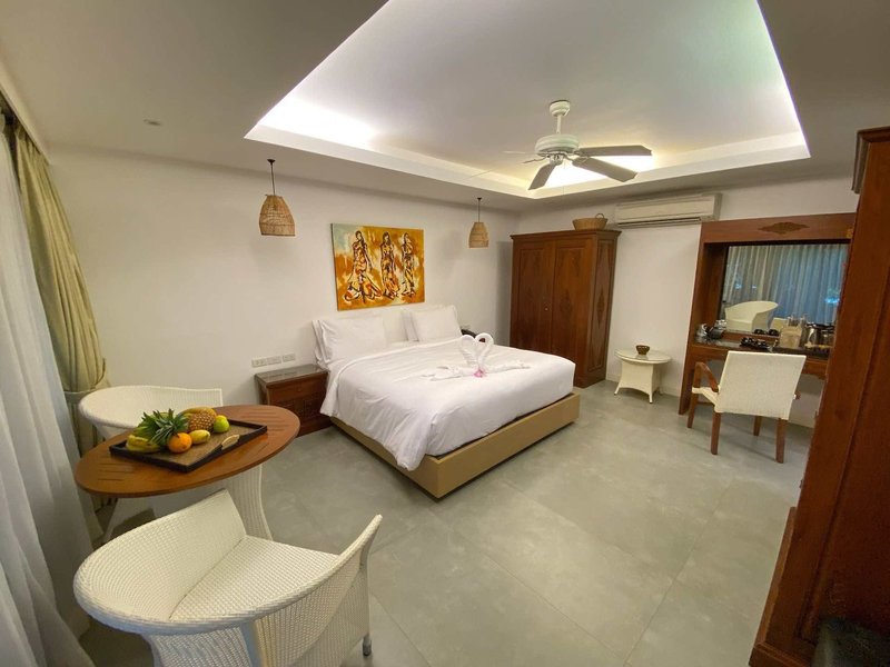 K Hotel 14