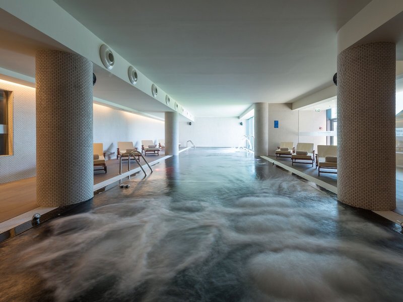 Tryp Lisboa Aeroporto 5