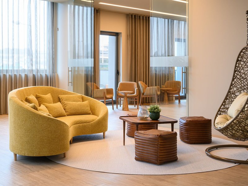 Tryp Lisboa Aeroporto 10