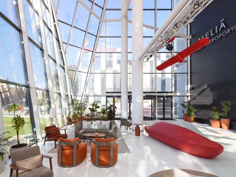 Tryp Lisboa Aeroporto 12