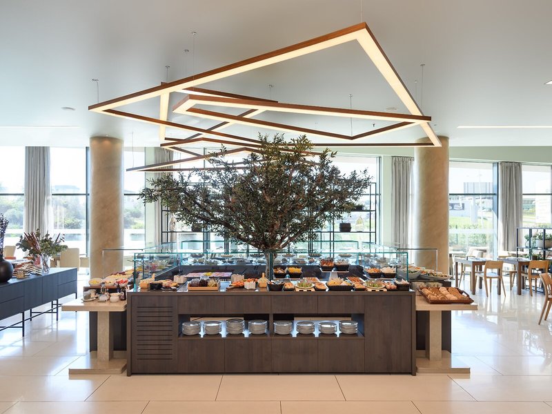 Tryp Lisboa Aeroporto 18