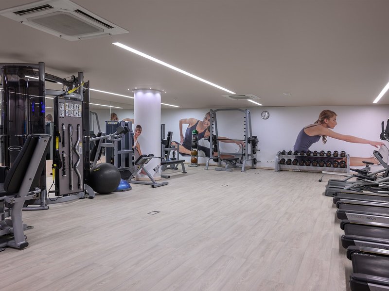 Tryp Lisboa Aeroporto 25