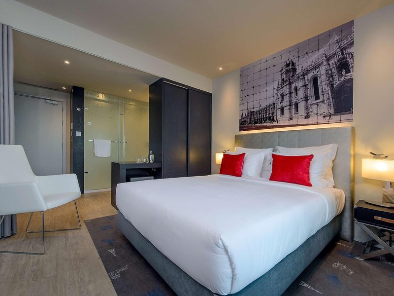 Tryp Lisboa Aeroporto 49