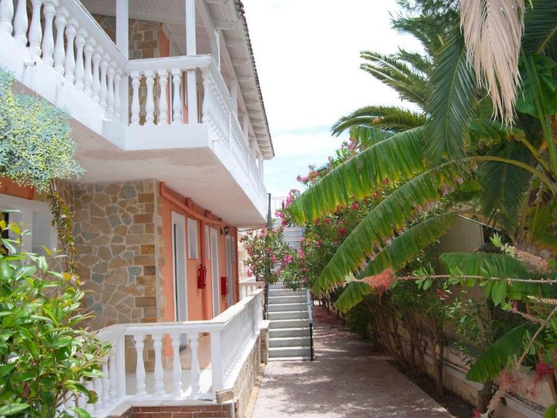 Laganas Beach Hotel 1