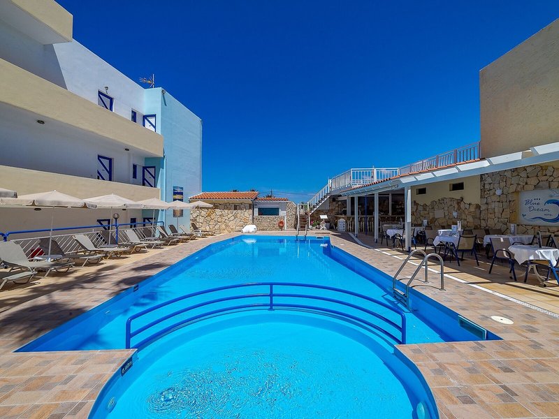 Blue Dreams Apartments 11