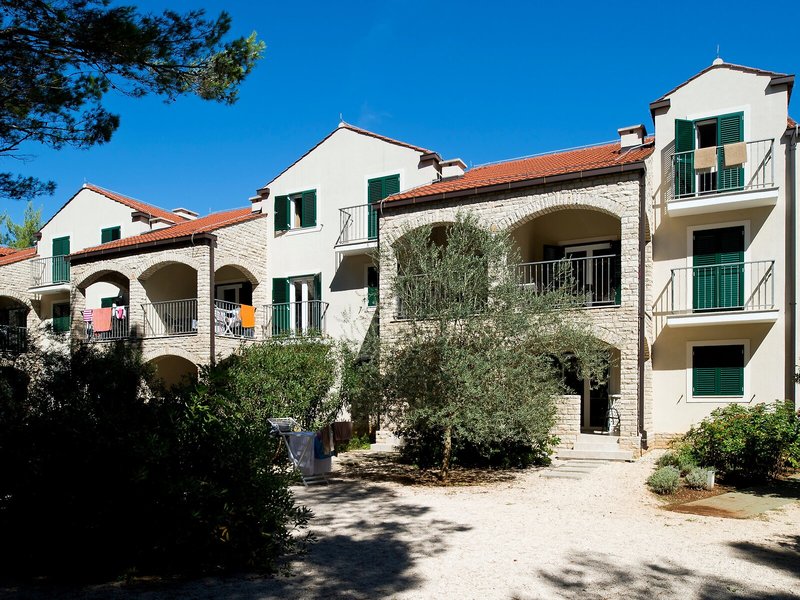 Zaton Holiday Resort - 4 Stars Apartments 4