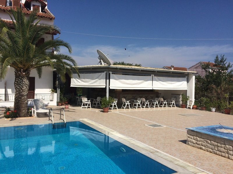 Captain´s Studios & Apartments 16 - Outdoor Pool