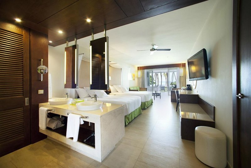 Premium Level at Barceló Bávaro Palace 16