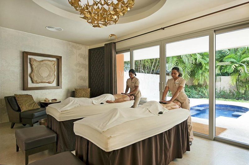 Premium Level at Barceló Bávaro Palace 20