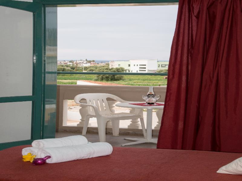 Theoni Apartments 5