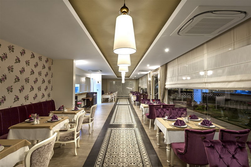 Karmir Resort & Spa 9
