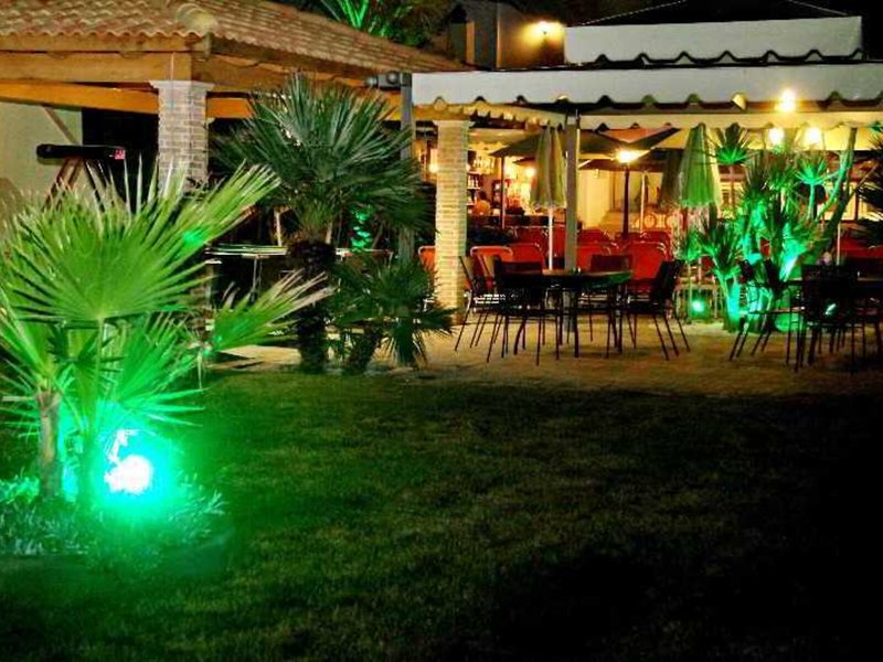 Bella Elena Apartments 27