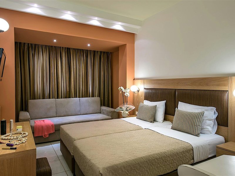 Bella Elena Apartments 32