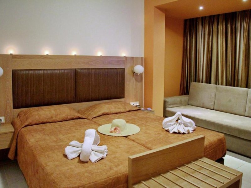 Bella Elena Apartments 39