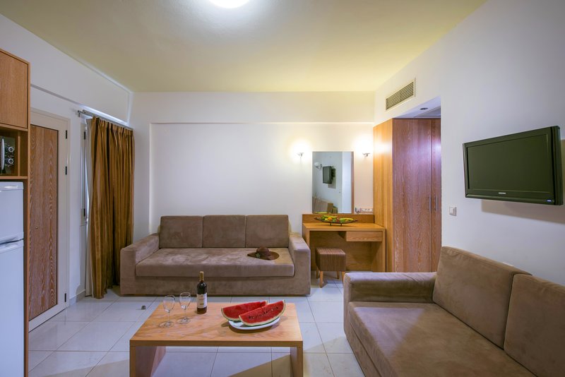 Bella Elena Apartments 9