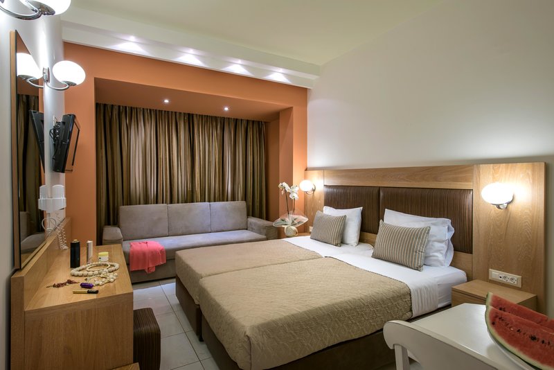 Bella Elena Apartments 11