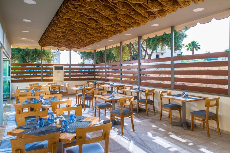 Bella Elena Apartments 16