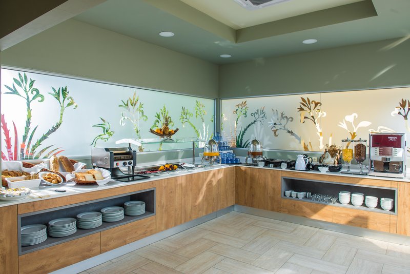 Bella Elena Apartments 19