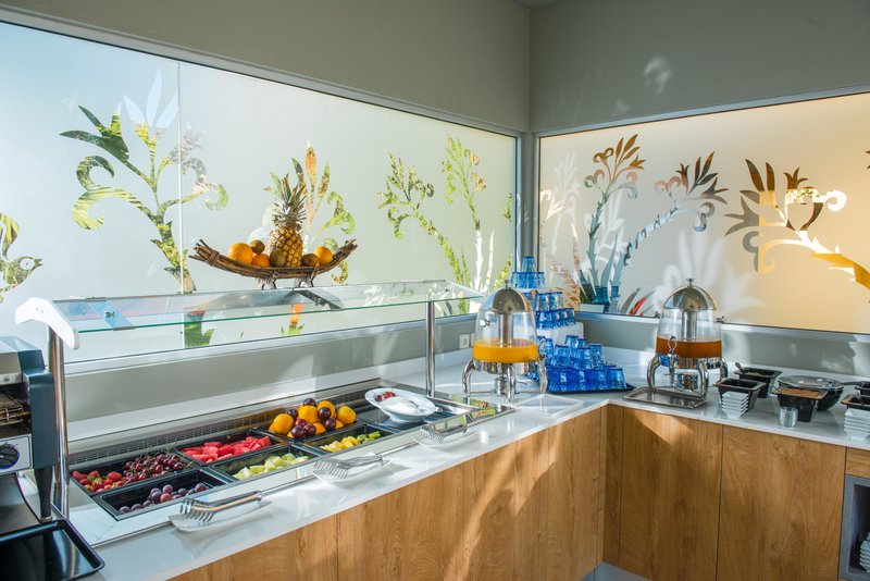 Bella Elena Apartments 20