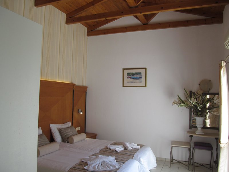 Bella Elena Apartments 39