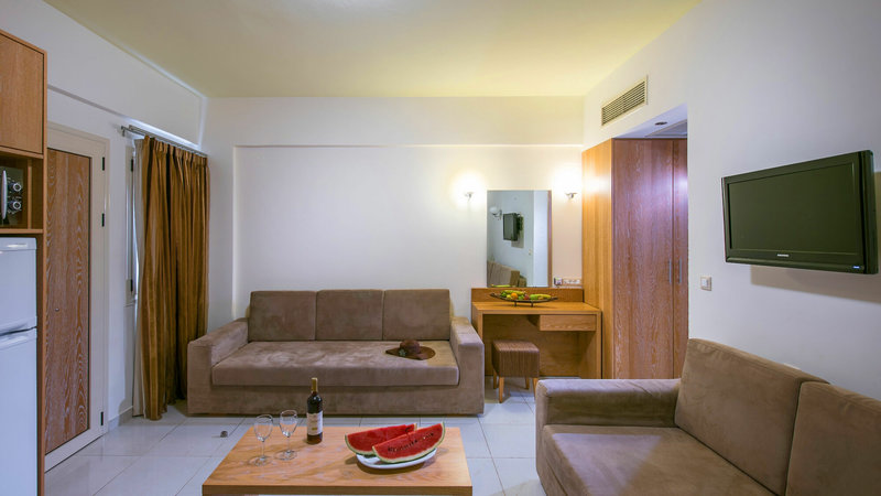 Bella Elena Apartments 9