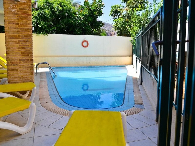 Argo Studios 4 - Outdoor Pool