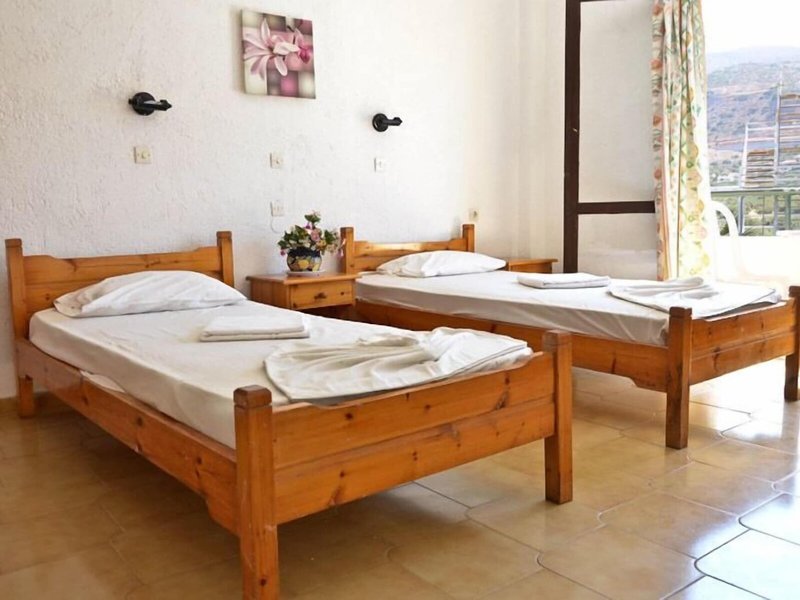 Argo Studios 20 - Room Example