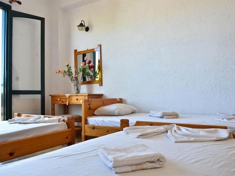 Argo Studios 21 - Room Example