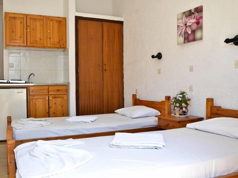 Argo Studios 24 - Room Example