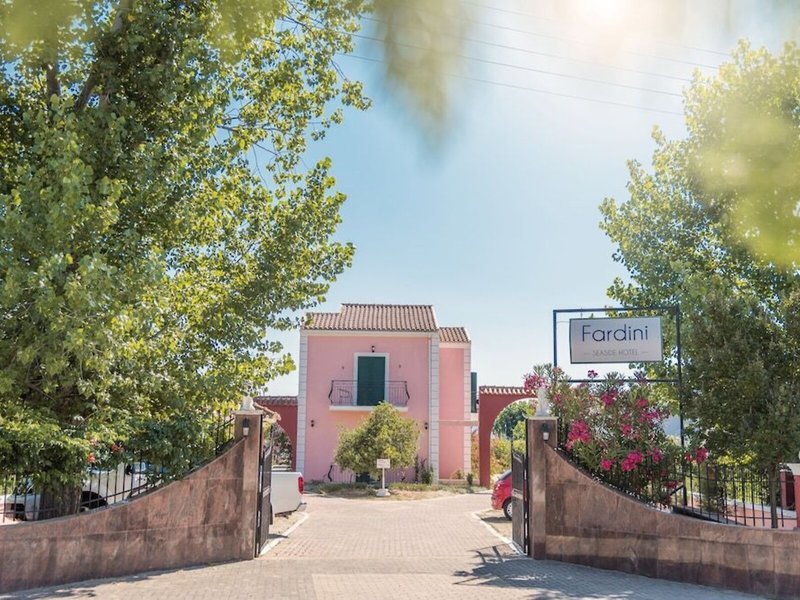 Fardini Seaside Hotel  2