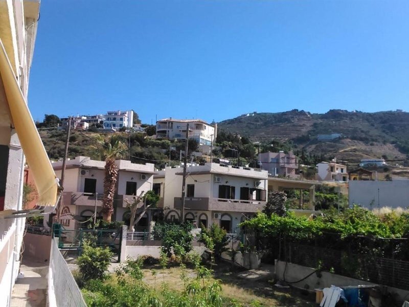 Fotoula Studios & Apartments 2